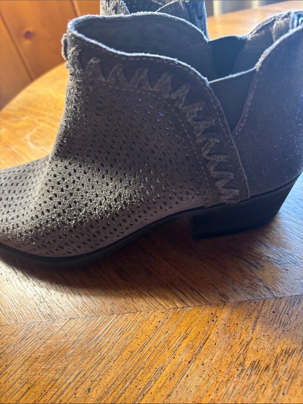 Earth Women's Gray Perforated Ankle Booties - Picture 4 of 9